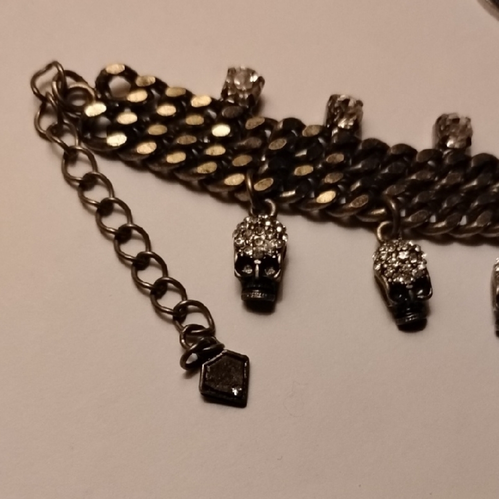 Skull Charm Bracelet with Clear Crystal Accents - Picture 2 of 2